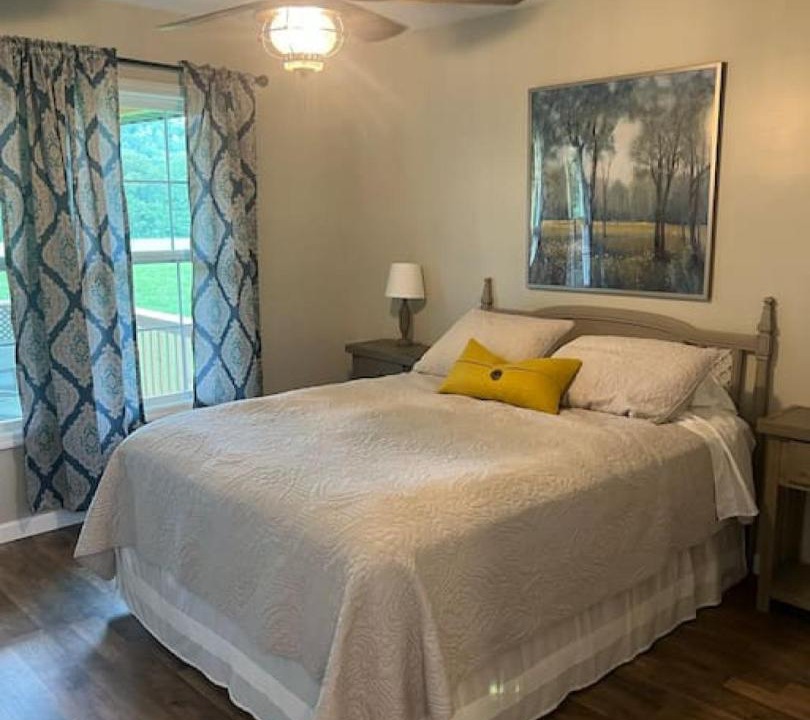 Photo of Bedroom in Winston