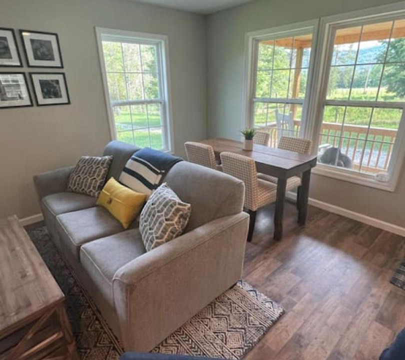Photo of Livingroom in Winston