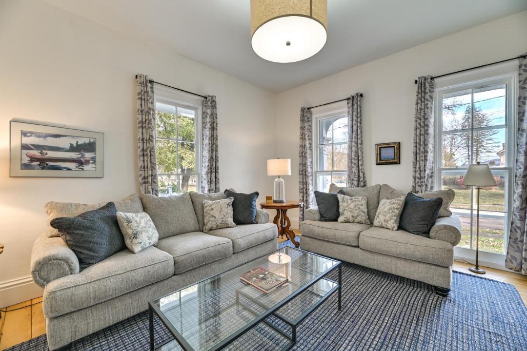 Photo of Livingroom in Naples