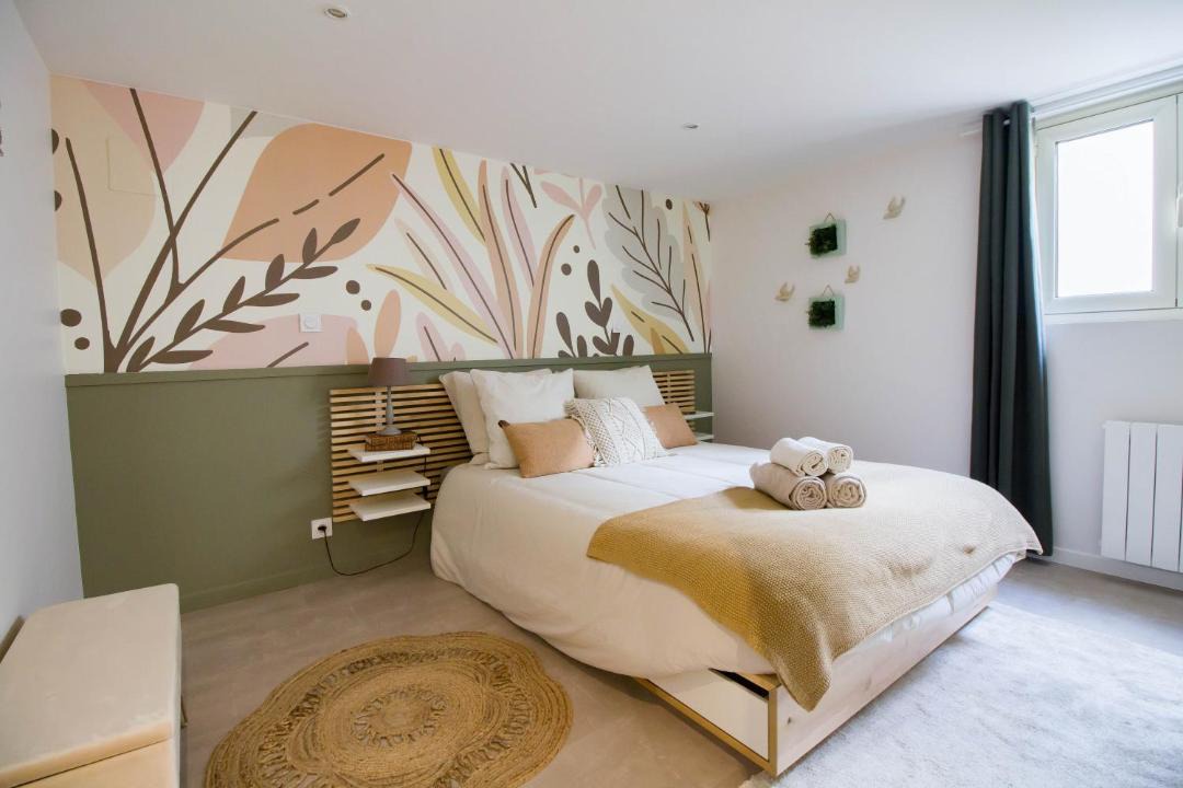 Photo of Bedroom in Orly