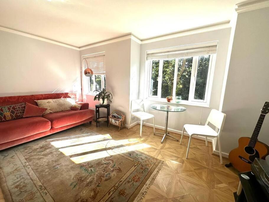 Photo of Others in Oakleigh