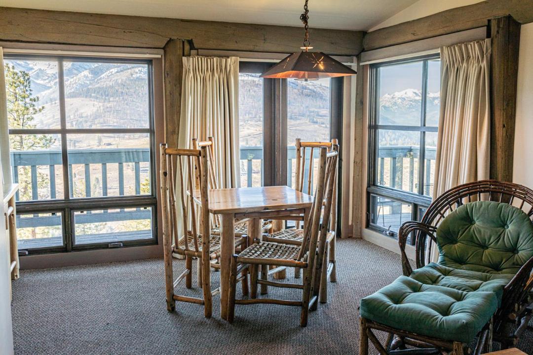 Photo of Livingroom in Winthrop