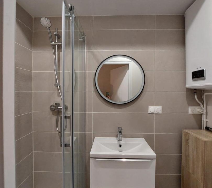 Photo of Bathroom in Zola - Pressense