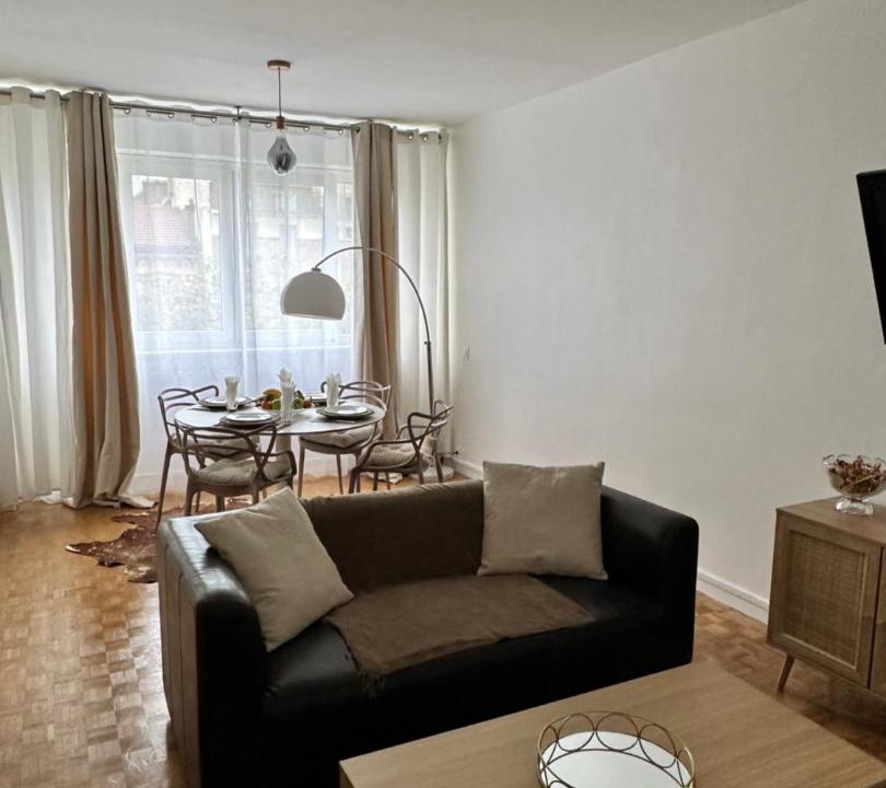 Photo of Livingroom in Parchamp–Albert Kahn