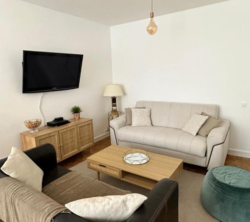 Photo of Livingroom in Parchamp–Albert Kahn