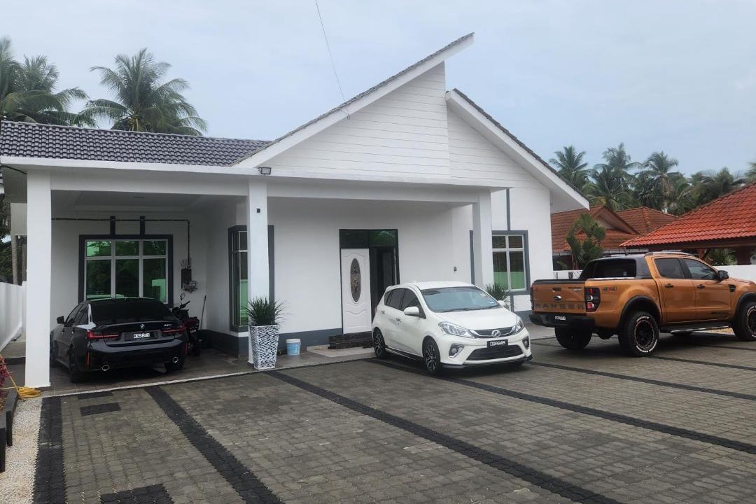 Photo of Buildings in Pulau Pasir