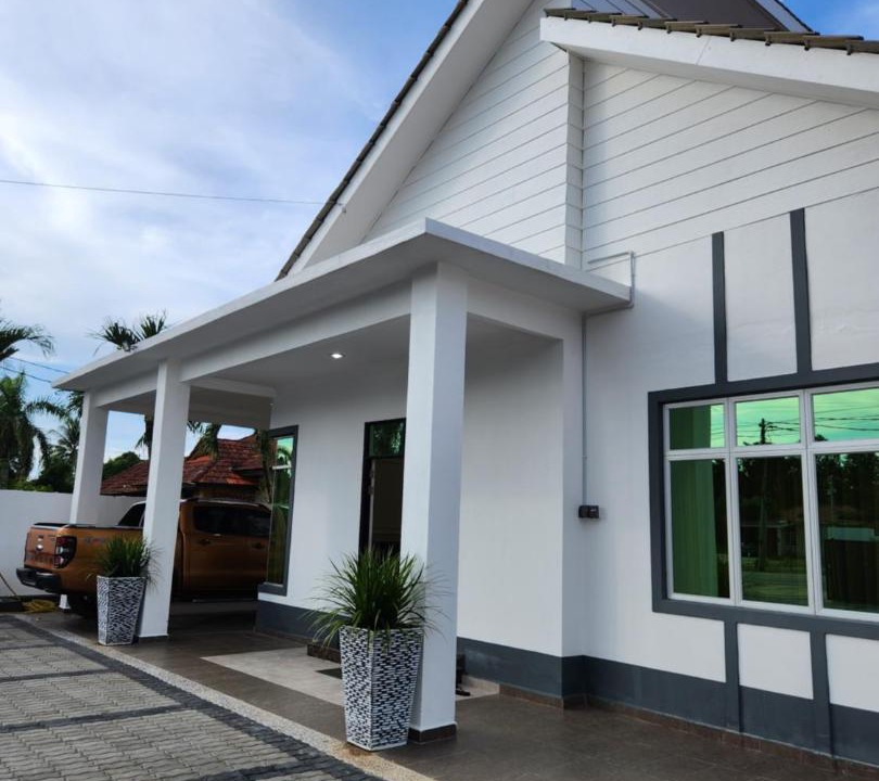 Photo of Buildings in Pulau Pasir