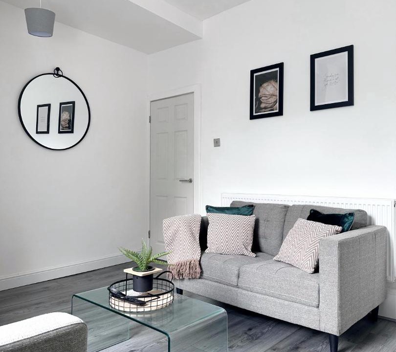 Photo of Livingroom in Openshaw