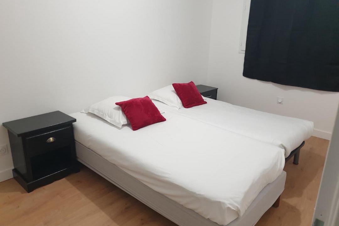 Photo of Bedroom in Saint-Jean-de-Thurigneux