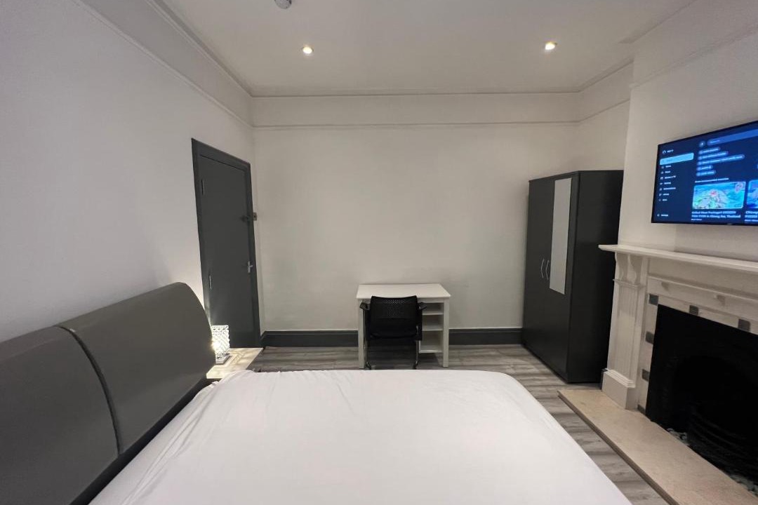 Photo of Bedroom in Broad Green