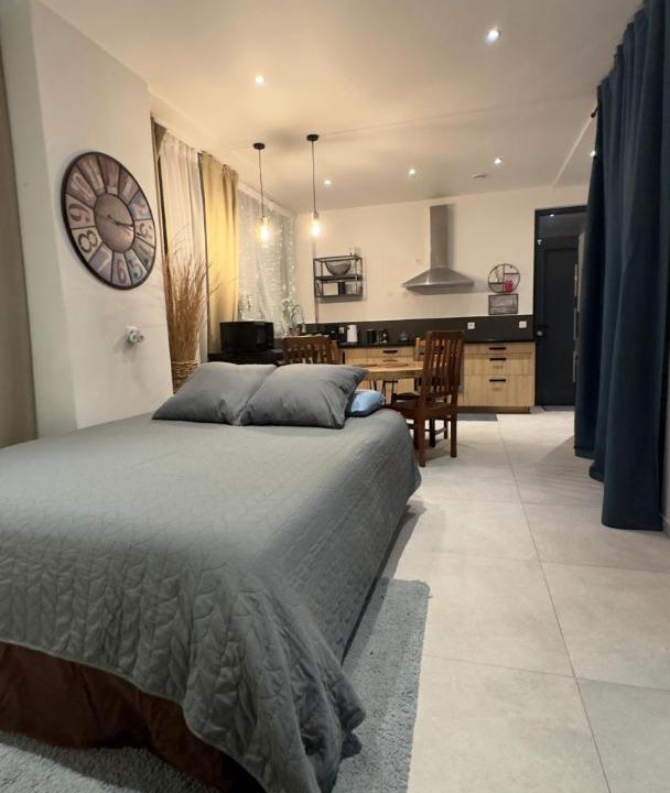 Photo of Bedroom in Villemomble