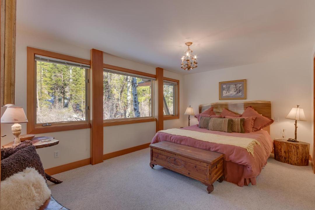 Photo of Bedroom in Alpine Meadows