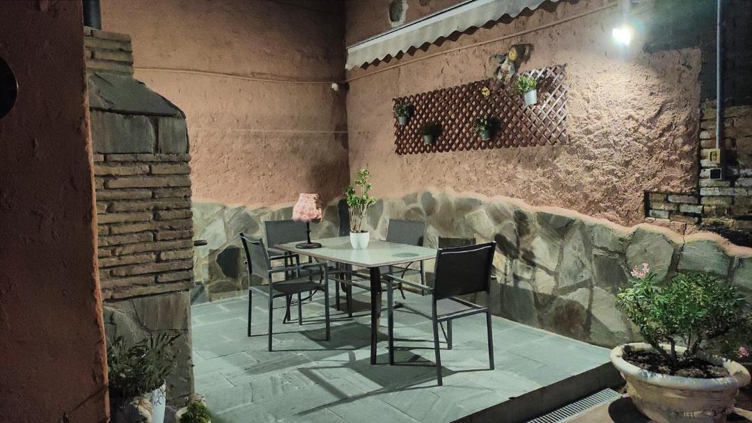 Photo of Patio Balcony in Alcala de Ebro