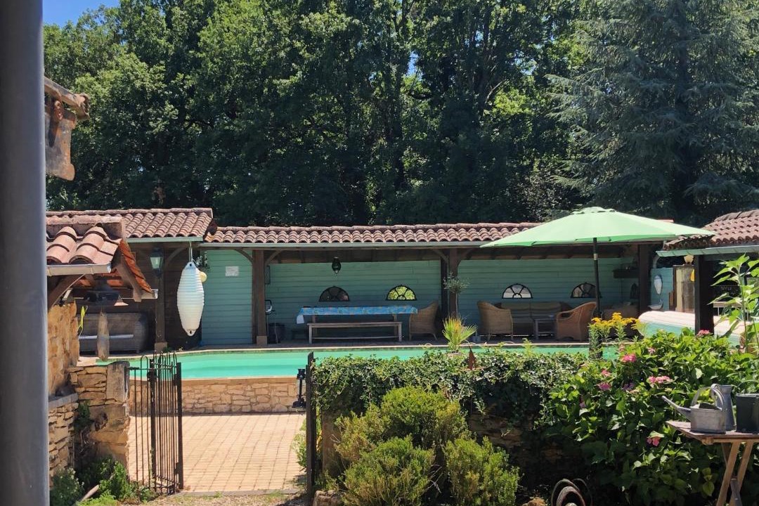 Photo of Buildings in Sainte-Nathalene