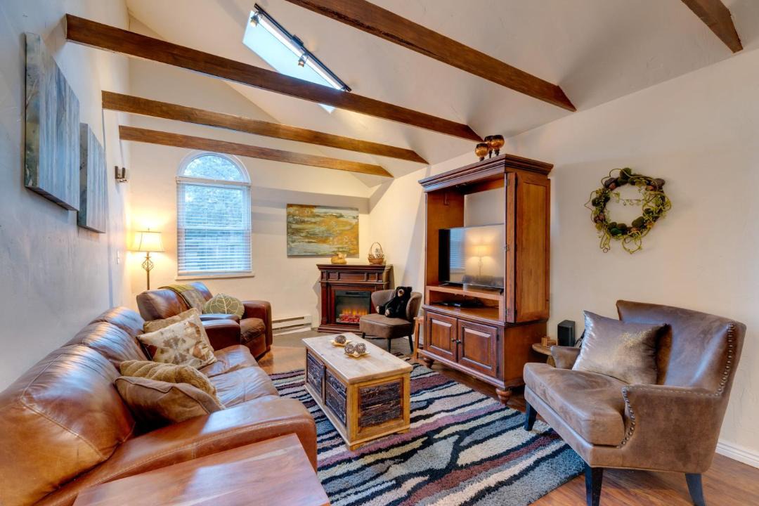 Photo of Livingroom in Green Mountain Falls