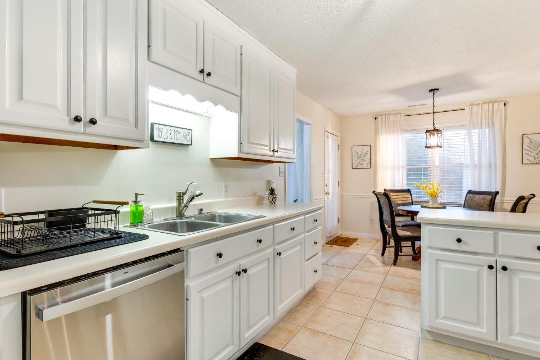 Photo of Kitchen in Normal