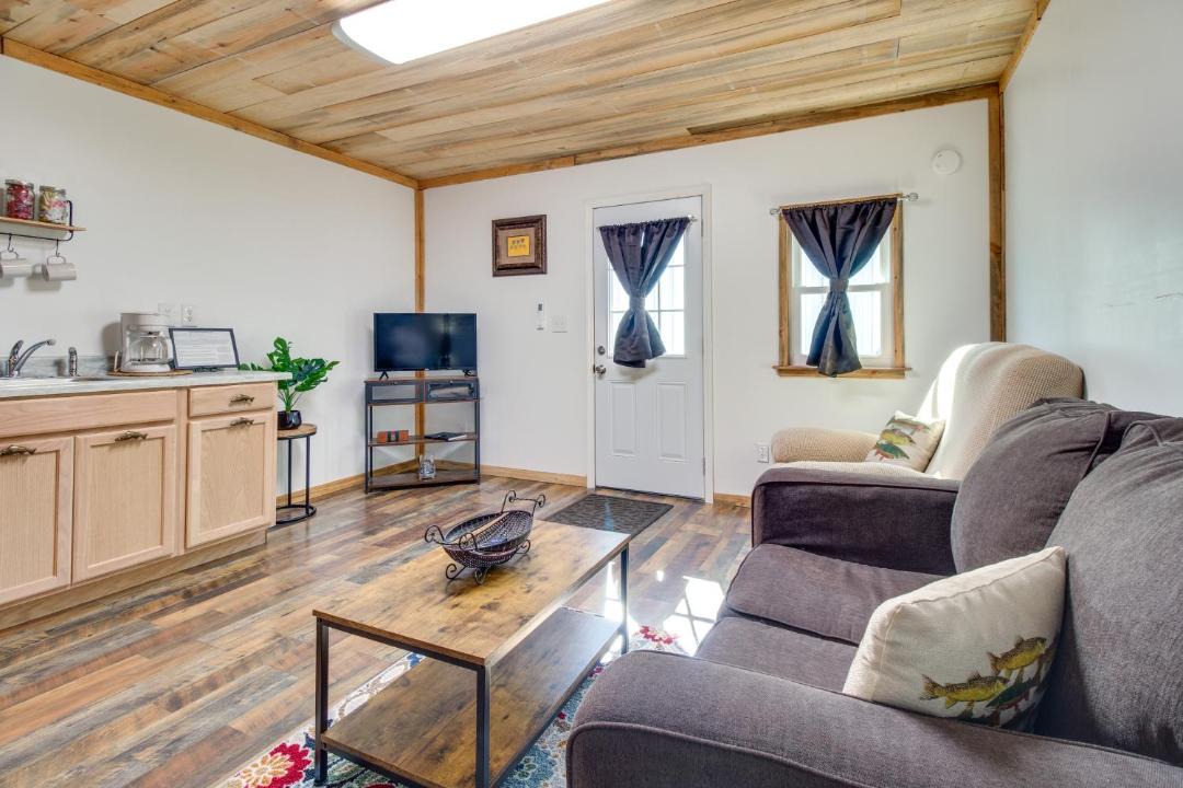 Photo of Livingroom in Lone Rock