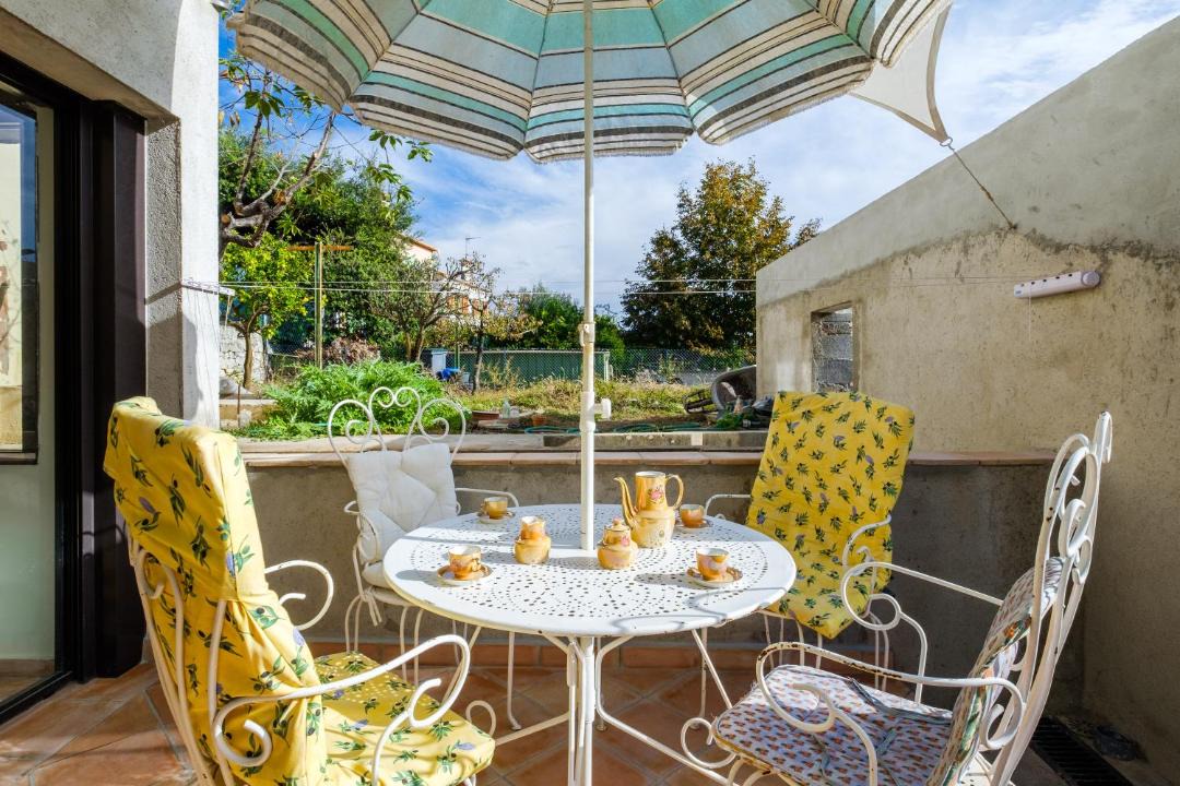 Photo of Patio Balcony in Saint-Jacques