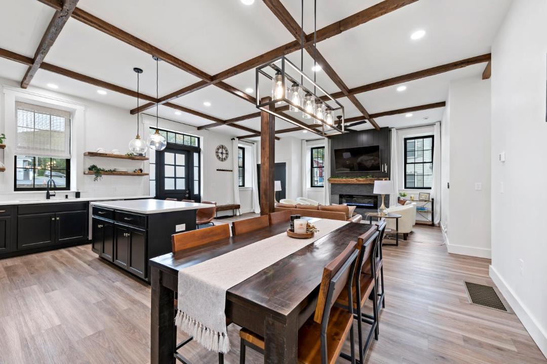 Photo of Livingroom in Port Clinton