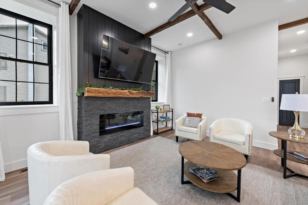 Photo of Livingroom in Port Clinton