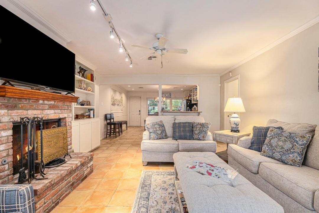 Photo of Livingroom in Dickinson