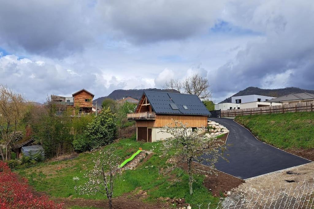 Photo of Buildings in Coublevie