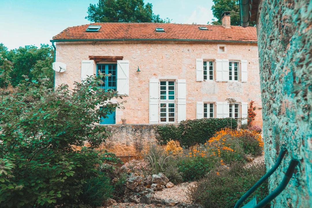 Photo of Buildings in L'Isle-Bouzon