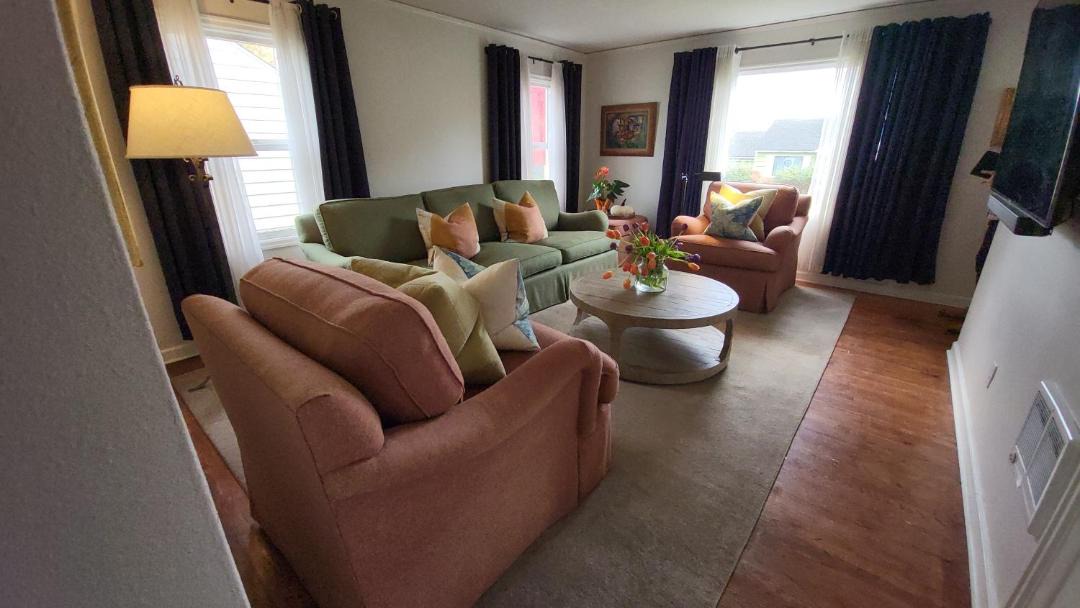 Photo of Others in Montavilla