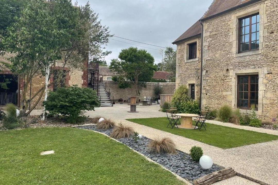 Photo of Others in Le Bu-sur-Rouvres