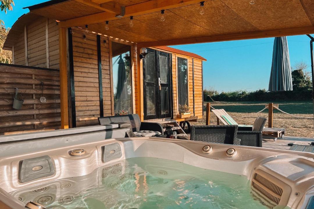 Photo of Outdoor in Condom