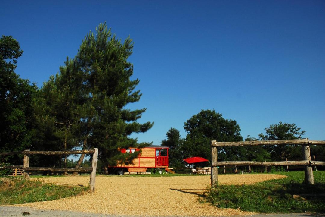 Photo of Others in Longue-Jumelles