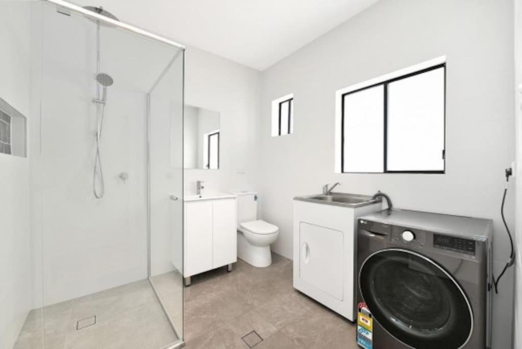 Photo of Others in Lidcombe