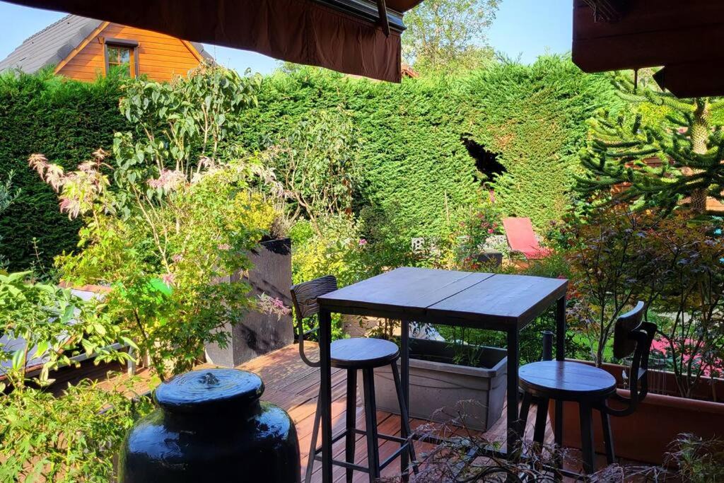 Photo of Patio Balcony in Ourdy