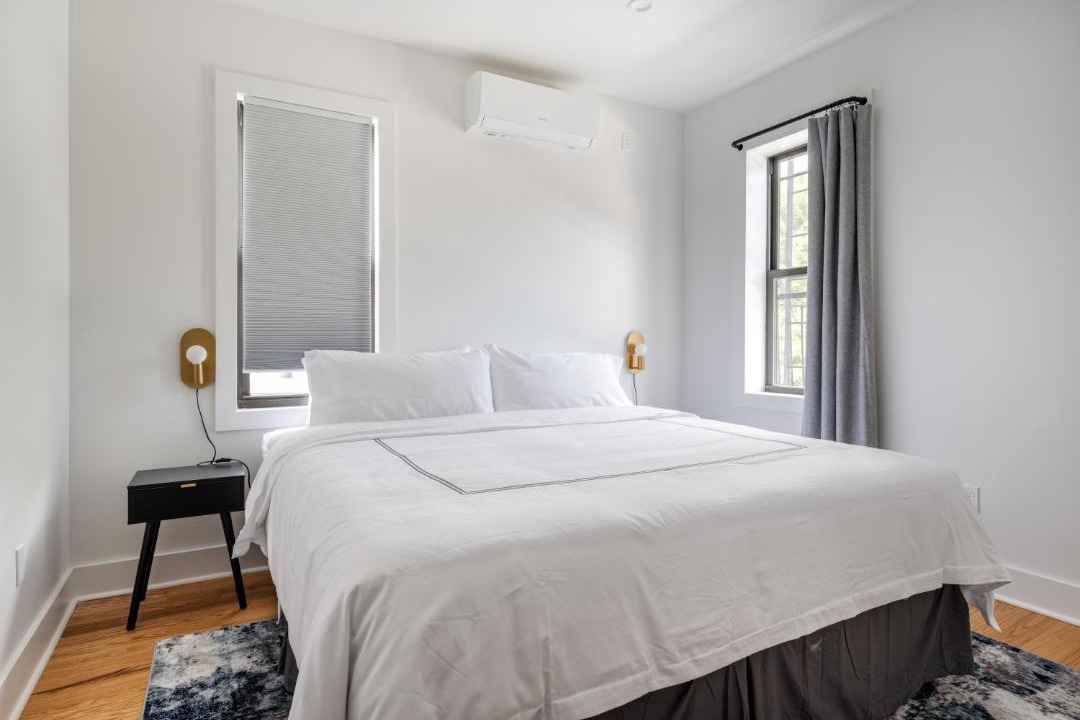 Photo of Others in Greenpoint