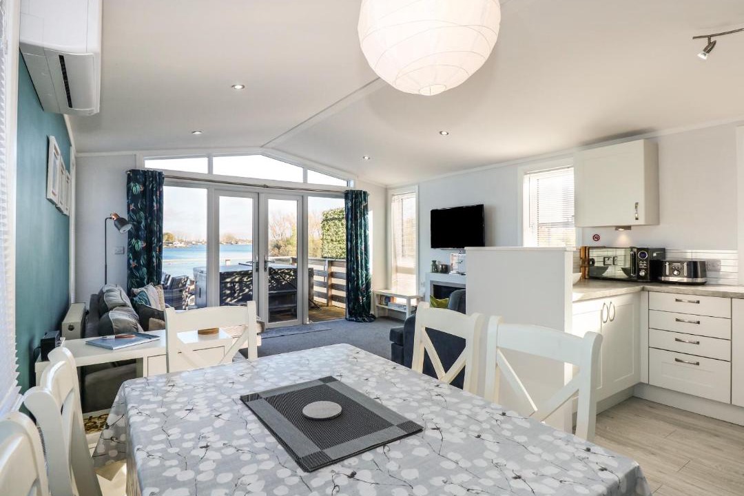 Photo of Livingroom in Frognall