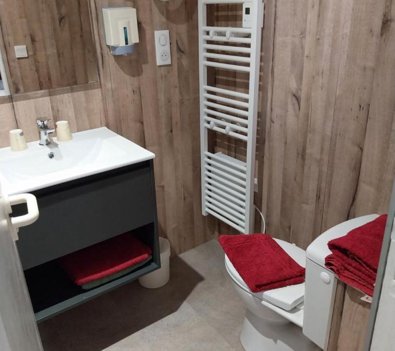 Photo of Bathroom in Cahors Old Town