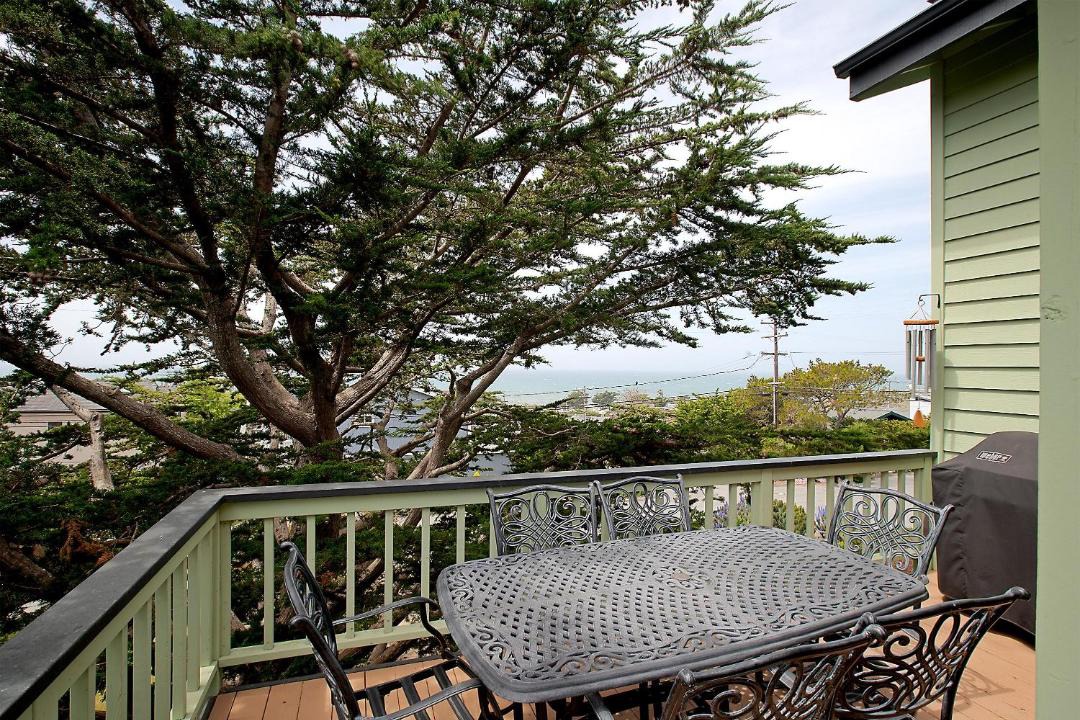 Photo of Patio Balcony in Marine Terrace