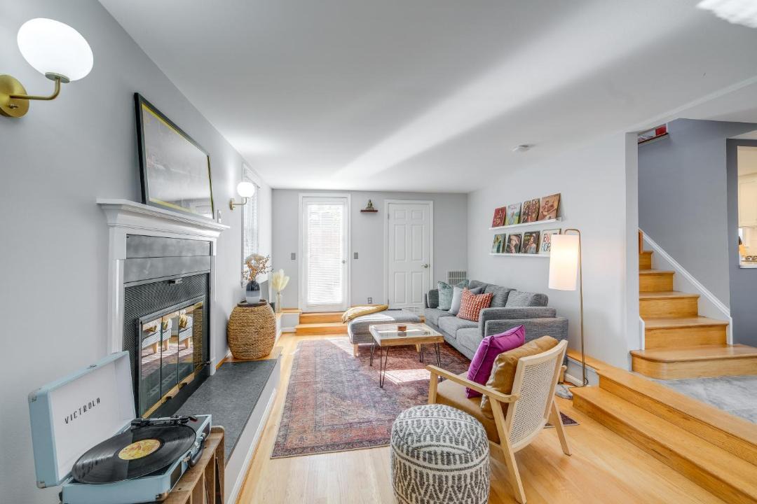 Photo of Livingroom in Old Town West