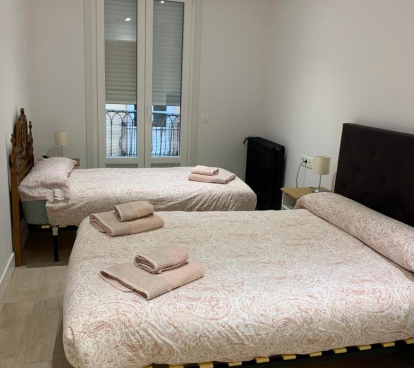 Photo of Bedroom in Pamplona City Centre