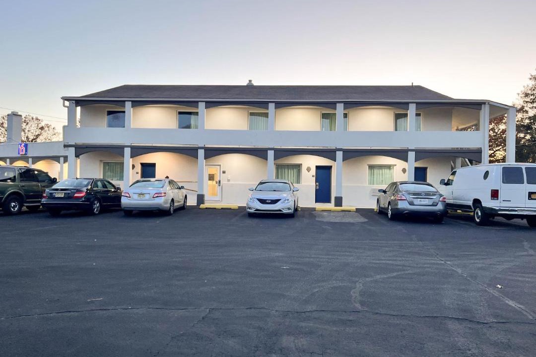 Photo of Buildings in Grenloch