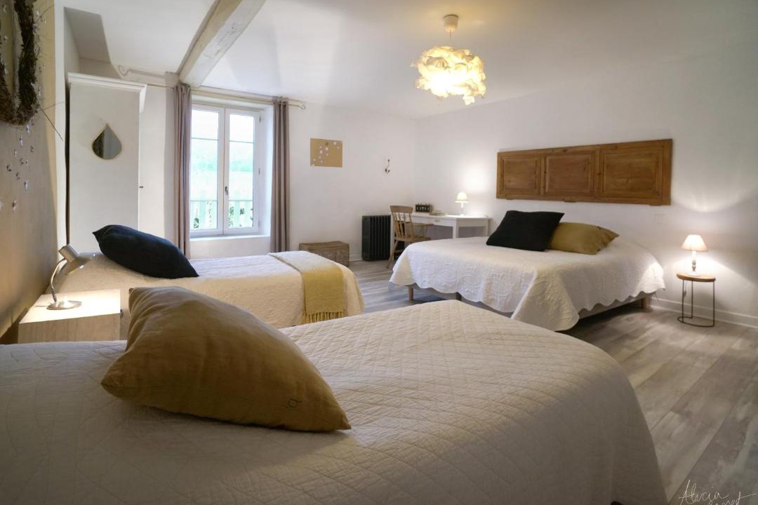 Photo of Others in Saint-Jean-d'Avelanne