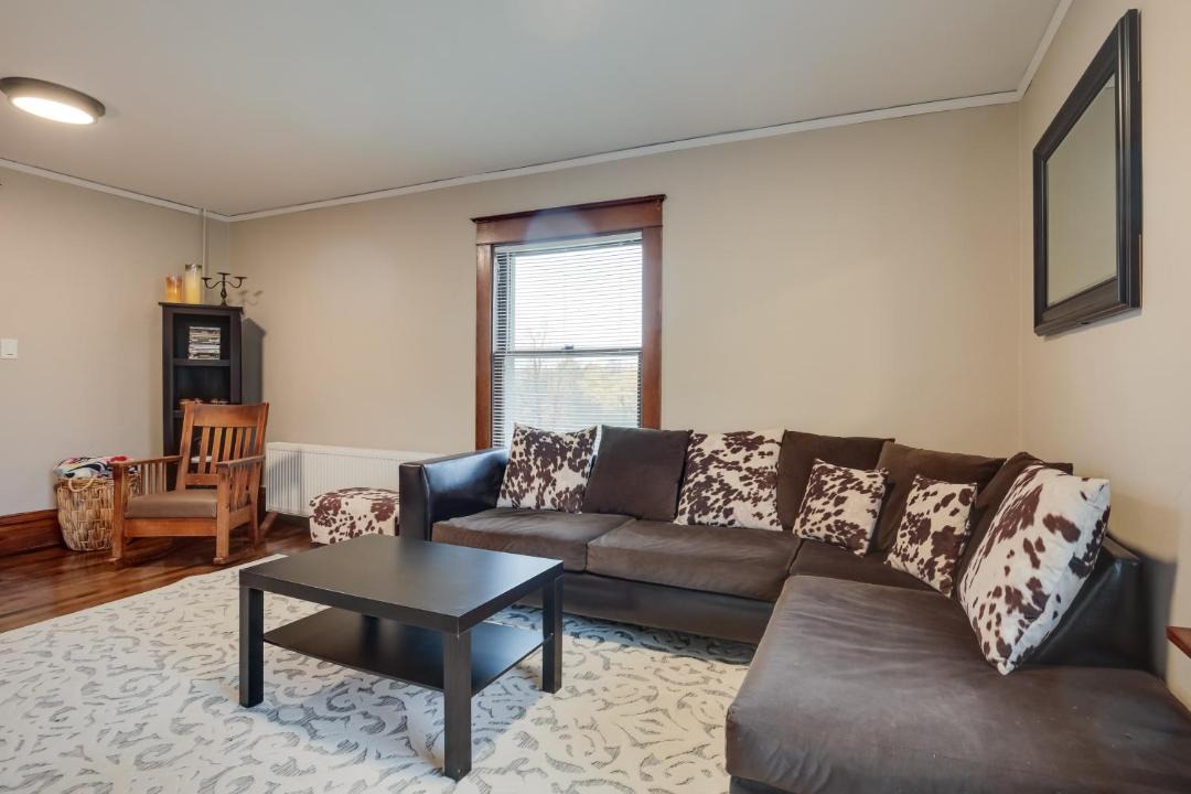 Photo of Livingroom in Bessemer