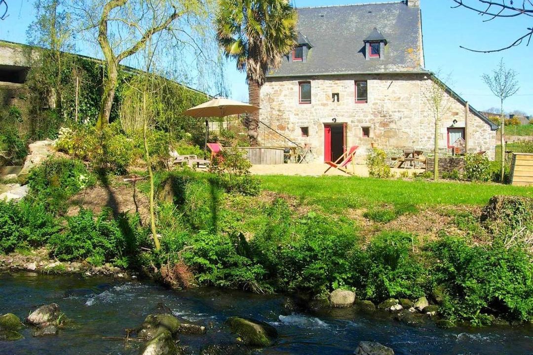 Photo of Others in Begard