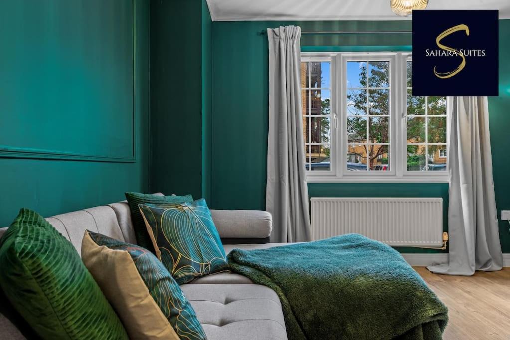 Photo of Others in Reading