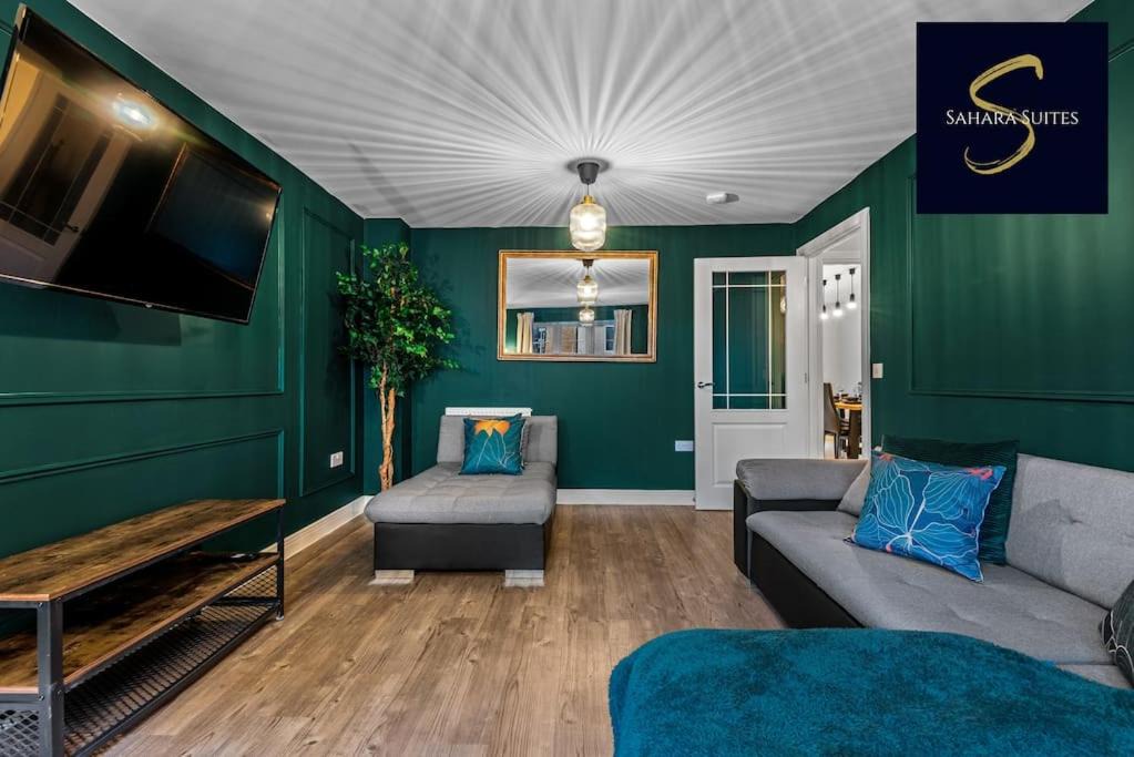 Photo of Others in Reading