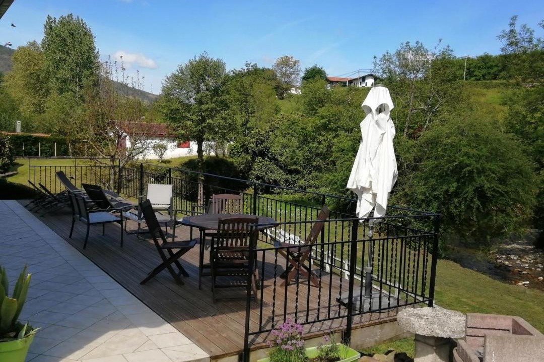 Photo of Others in Uhart-Cize