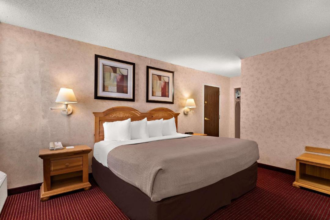 Photo of Bedroom in Craig