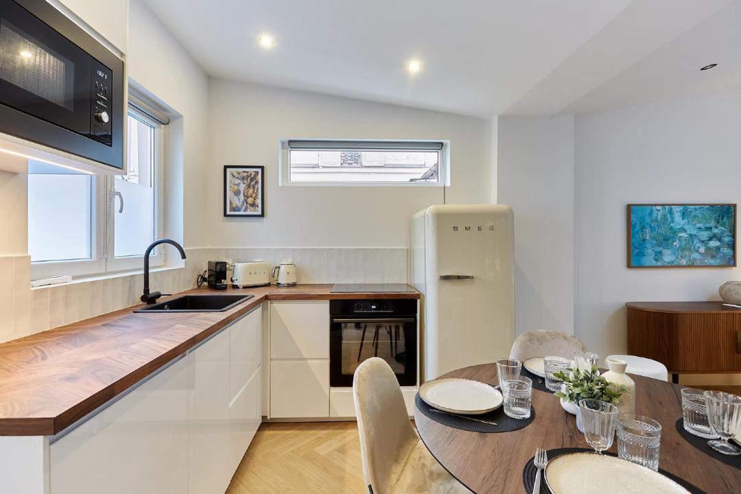 Photo of Livingroom in Quartier de la Plaine-de-Monceaux
