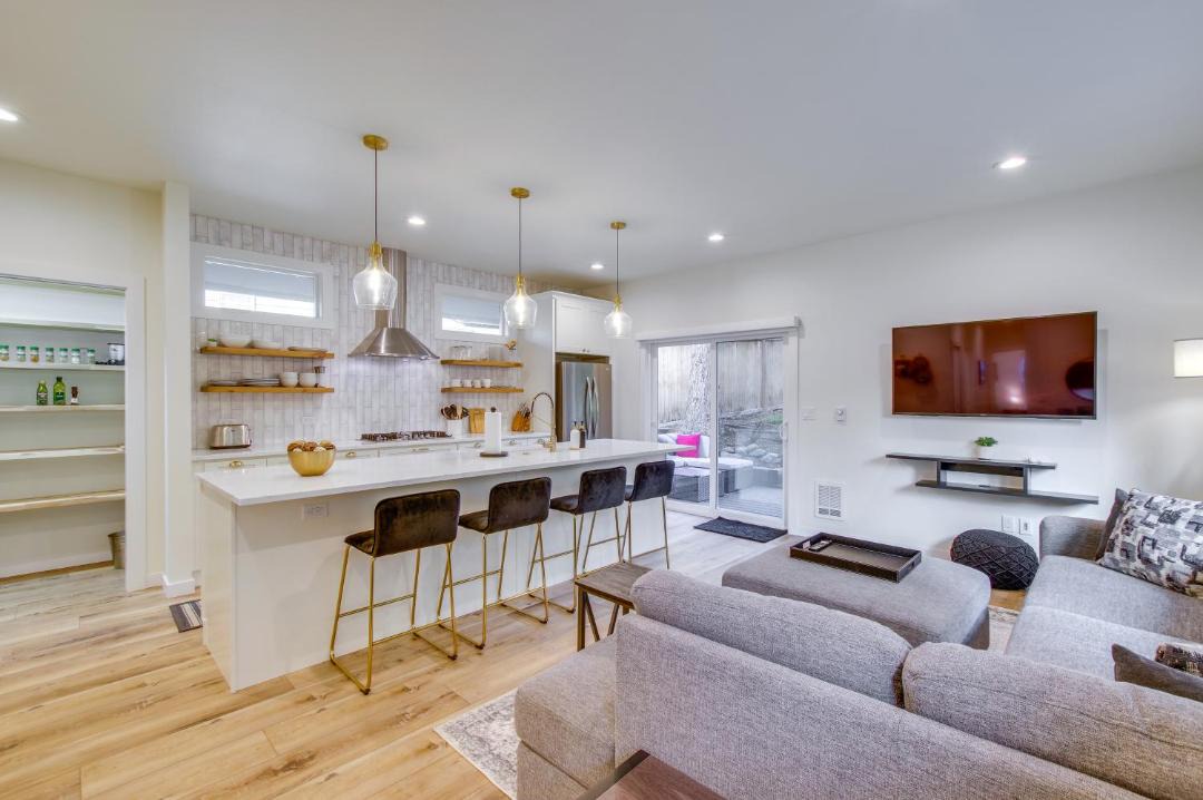 Photo of Others in North Rose Hill