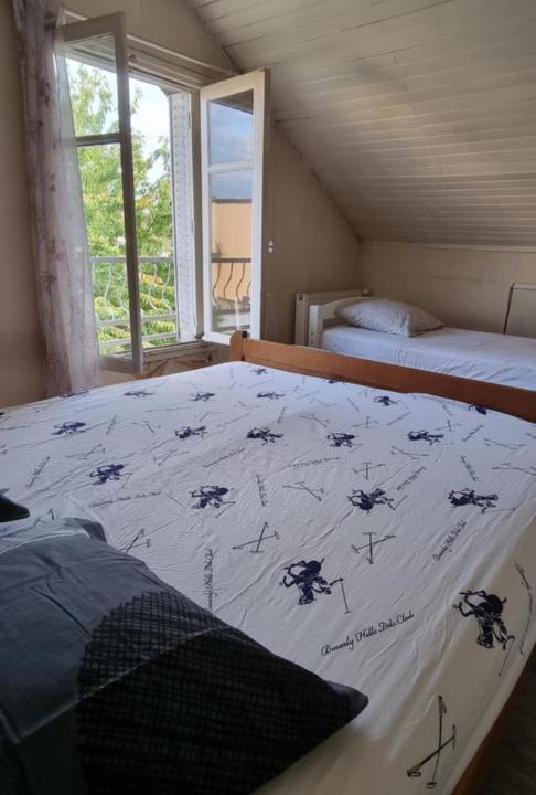 Photo of Bedroom in Clamart